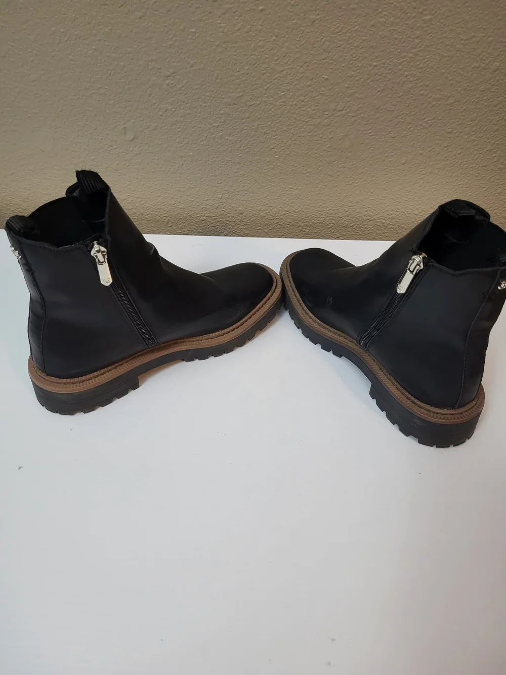 Sam Edelman Women Laguna Black Weatherproof Chelsea Leather Lug Boots size 4